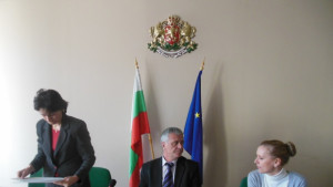 Работодателски организации поискаха по бърза връзка с Бюрата по труда