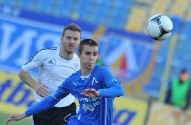 ВИДЕО: Левски вкара три на Любимец, но отново не блесна
