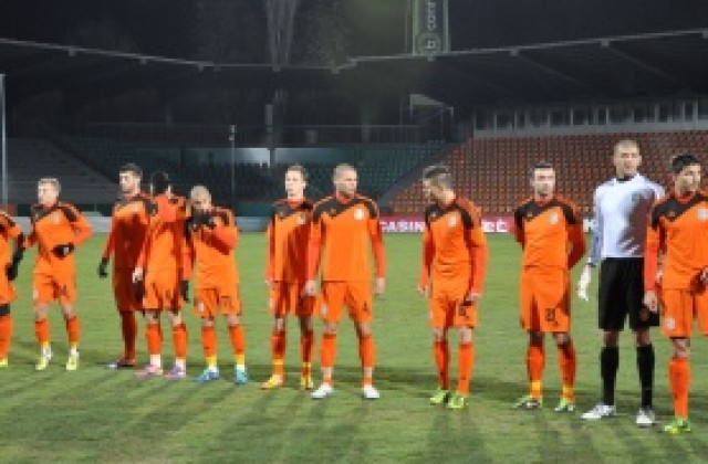 ВИДЕО: Литекс скъси разликата с шампиона след рутинно 3:1 над Черноморец