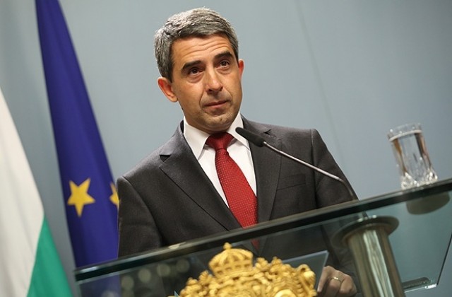 Плевнелиев: Договор за добросъседство с Македония остава приоритет