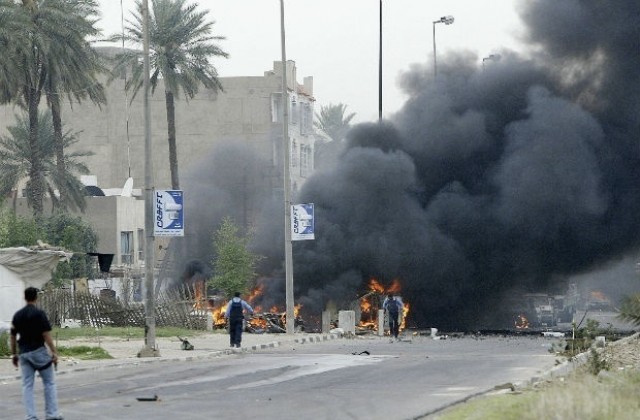 Въоръжени превзеха мол в Киркук