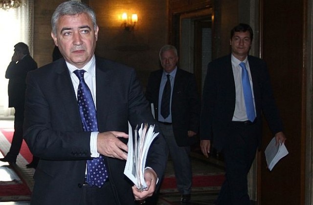 БСП поиска оставката на Цветан Цветанов