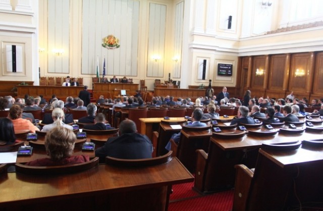 Парламентът одобри първия бюджет на Министерството на инвестиционното проектиране