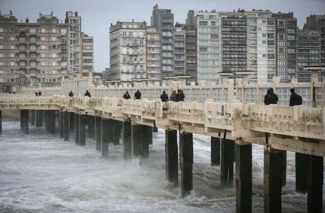 Външно съветва не пътуваме до Германия, Полша и Дания заради лошото време