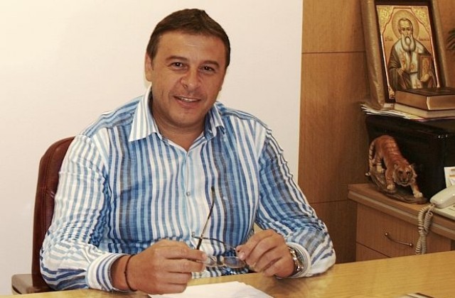 Кметът Атанас Камбитов с поздрав за Никулден