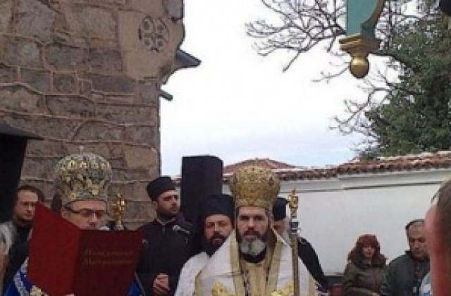 Пловдивският митрополит Николай е готов да си подаде оставката