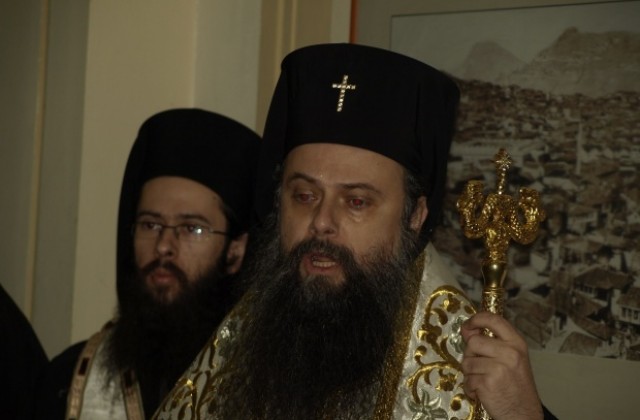 Пловдивският митрополит Николай е готов да си подаде оставката