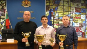 Карате клуб Шурикен с купа за 2 в България