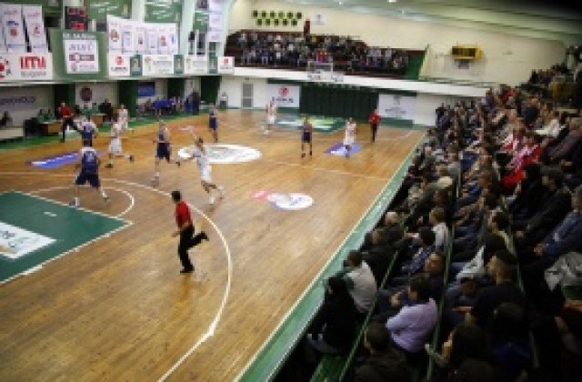 Балкан удари Черноморец след страхотна последна четвърт