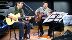 Китарно дуо тази вечер