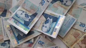 Повече от половината фирми ще дадат коледни бонуси на служителите