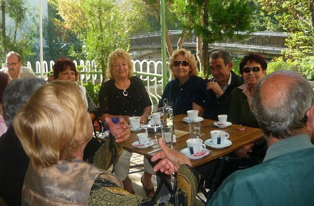 Депутатите умуват да забранят съботниците