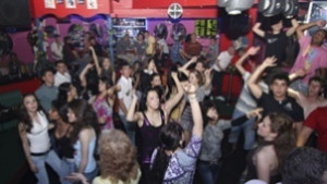 Не забравяйте че празничното настроение и силните емоции са лош