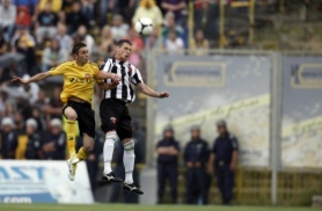 Ултрасите надъхаха Локо и Ботев преди дербито