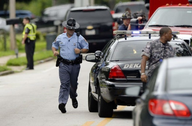 Мъж застреля три жени в САЩ и се самоуби