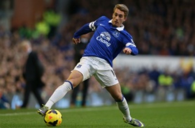 Мартинес иска да задържи бижуто от Барса за още сезон