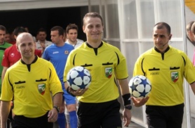 Вихрен Манев свири дербито между Литекс и ЦСКА