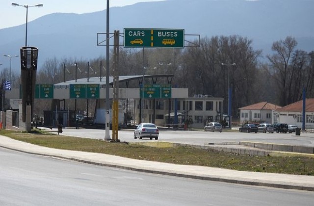 Конфискуваха контрабандни цигари на Кулата