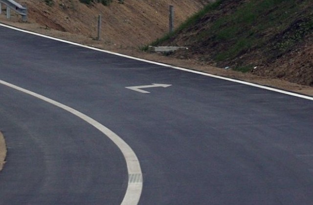 Откриха рехабилитиран участък от път ІІ-53 в Ямбол