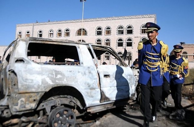 Предполагаеми бойци на Ал Кайда убити при американски въздушен удар в Йемен