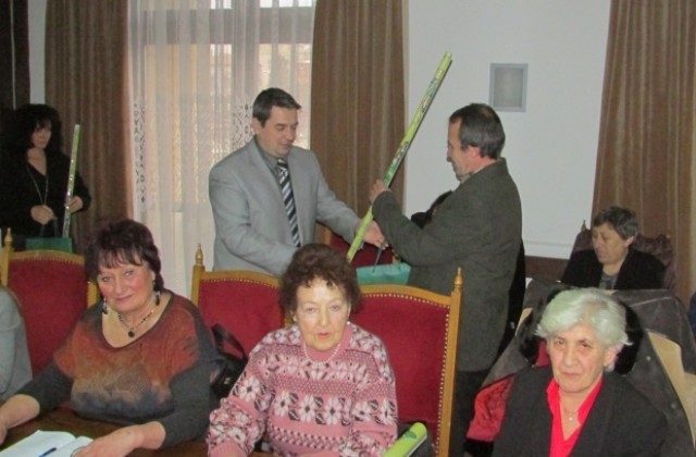 Горнооряховският кмет се срещна с ръководствата на пенсионерските клубове