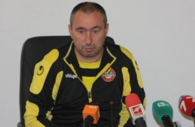 Мъри Стоилов: Берое е костелив орех, време е да ги победим