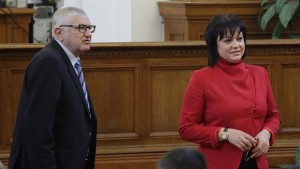 Умуват за орязване на отпуската вместо отработване в събота догодина