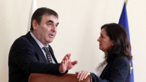 Готов е идейният проект за магистралния участък СофияКалотина