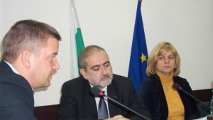 В началото на 2014 г внасят отново проекта за тунел