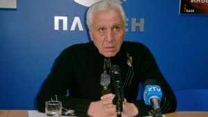 Метал неон кожа и нестандартни материали в 57я Парад на