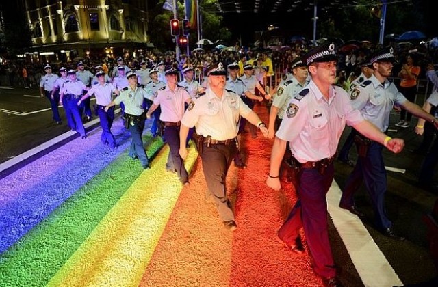 Върховният съд на Австралия забрани еднополовите бракове