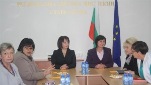 Областният управител посети РЗИ