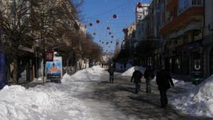 Зимното почистване във Варна стартира нормално