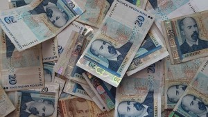 25 млрд долара изтекли нелегално от страната