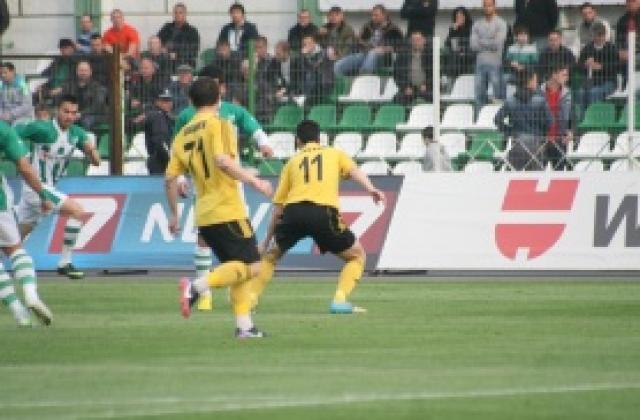 Ботев не успя да победи Берое в слаб последен мач на „Колежа“