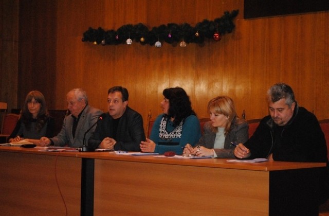 Изработват Стратегия за образованието в Община Велико Търново