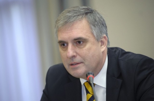 Калфин: Не е нужно да изсичаме гори, за да отчитаме европроекти