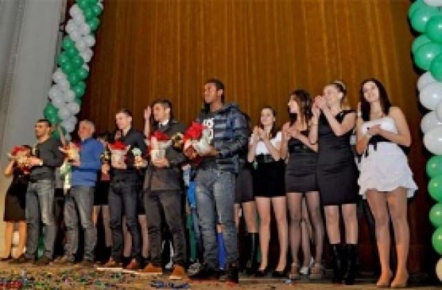 СНИМКИ: И феновете на Лудогорец избраха Владислав Стоянов за №1