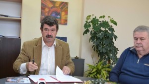Протокол за сътрудничество подписаха Казанлък и Толиати