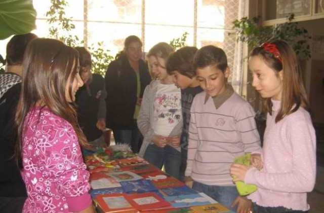 Различната Коледа:осиновете диво животно от Спасителния център