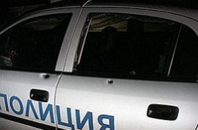 Ограбиха мъж в парка