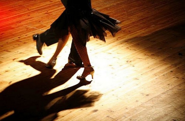 Турнир по танци утре