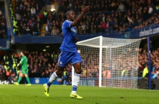 ВИДЕО: Челси на 2 точки от върха след успех над градски съперник
