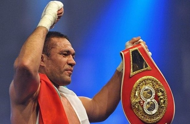 Кобрата се хвърля, за да защити честта на България