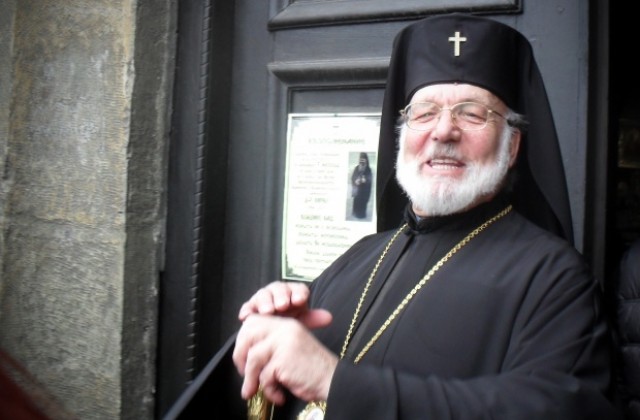 Случаен човек не бивало да оглавява Варненската епархия