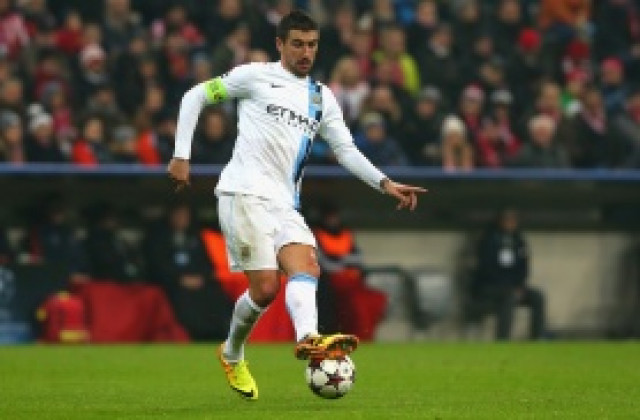 Коларов мисли за връщане в Италия