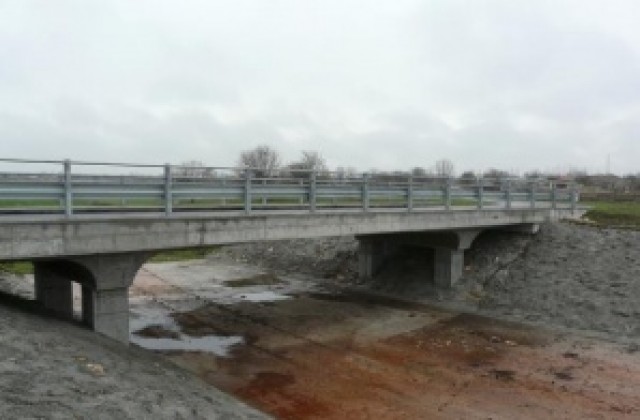 Възстановиха разрушения при наводнение мост в Шабла