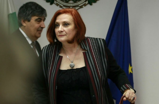 Няма да загубим нито евро от ОП Околна среда, увери министър Михайлова