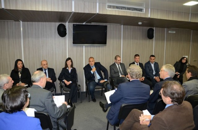 Борисов: Ако правителството остане, през 2015 г. ще сме по-зле от Гърция