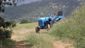 Дават ваучери за горива на земеделските производители през 2014а